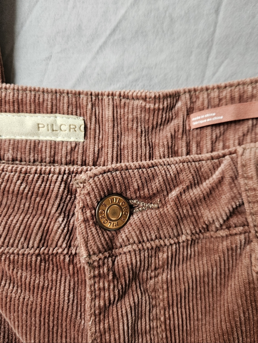 Pilcro Ultra High-Rise Cropped Wide-Leg Corduroy Pants - Size 32 - Picture 2 of 5